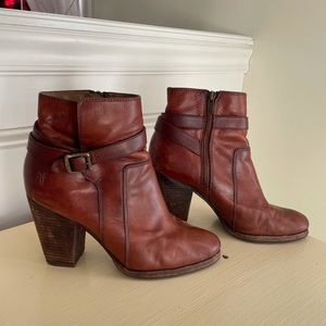 Frye Patty Riding Leather Heel Ankle Boots Size 9